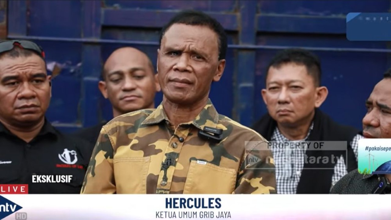 Ketua Umum Gerakan Rakyat Indonesia Bersatu (GRIB) Jaya, Rosario de Marshall alias Hercules.