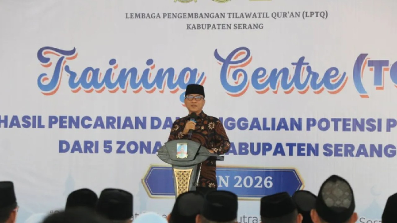 Mendes PDT, Yandri Susanto, saat meninjau TC LPTQ Kabupaten Serang di Pondok Pesantren Bai Mahdi Soleh Ma’mun, Desa Sindangheula, Kecamatan Pabuaran, Sabtu (23/5/2026). ANTARA/HO-Pemkab Serang. (Antara)