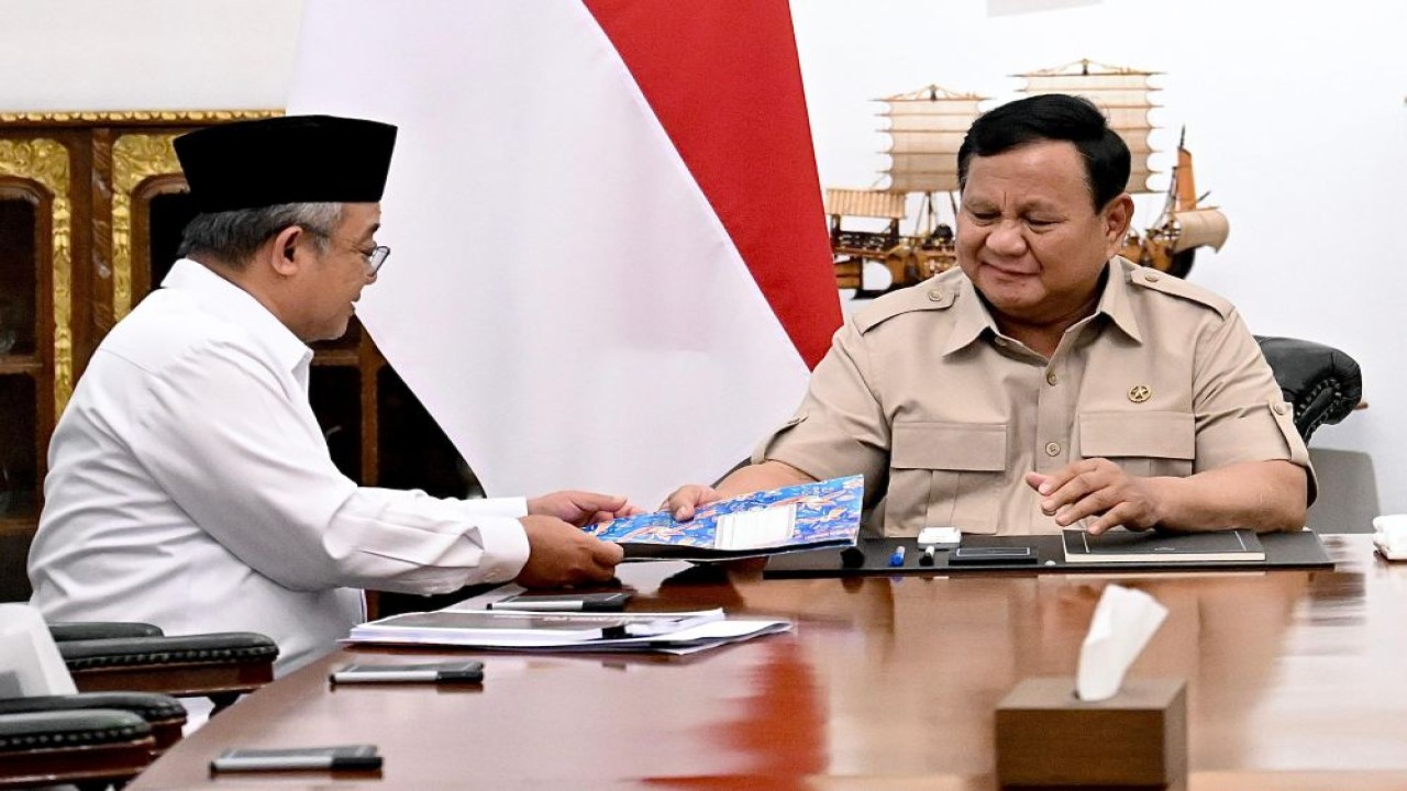 Pertemuan Presiden Prabowo Subianto dengan Menteri Pendidikan Dasar dan Menengah (Mendikdasmen) Abdul Mu'ti, di Istana Merdeka, Jakarta, Kamis (11/6/2026). (Foto: Dok/Istimewa)