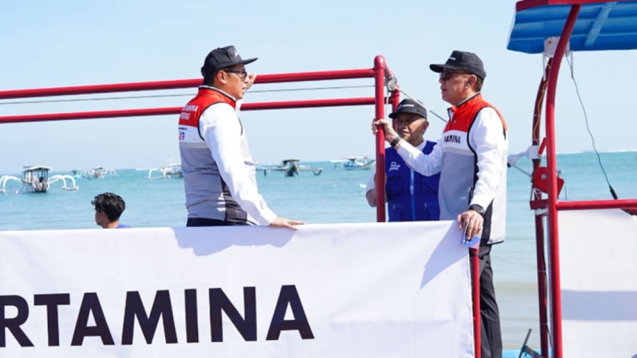 Pertamina terjunkan kapal AI pemburu sampah laut di Bali (Istimewa)