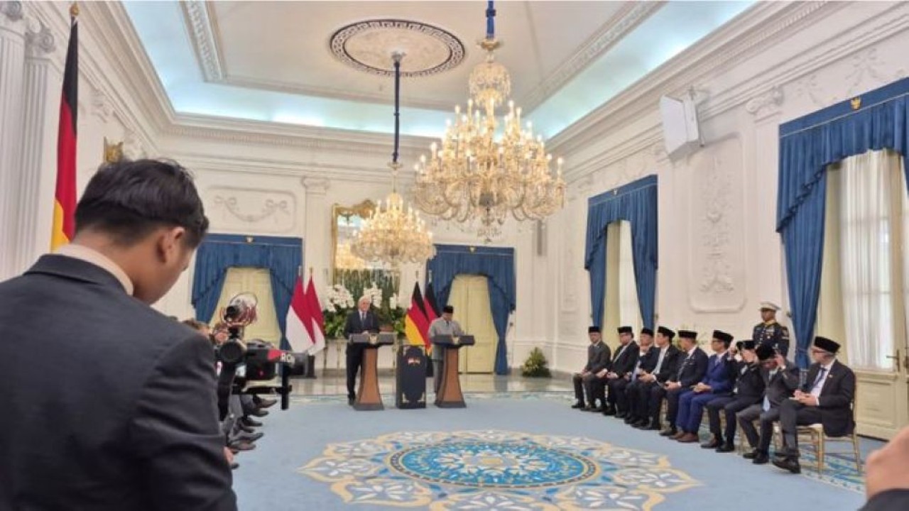 Presiden Republik Indonesia Prabowo Subianto dan Presiden Republik Federasi Jerman Frank-Walter Steinmeier. (Foto: NTVnews)